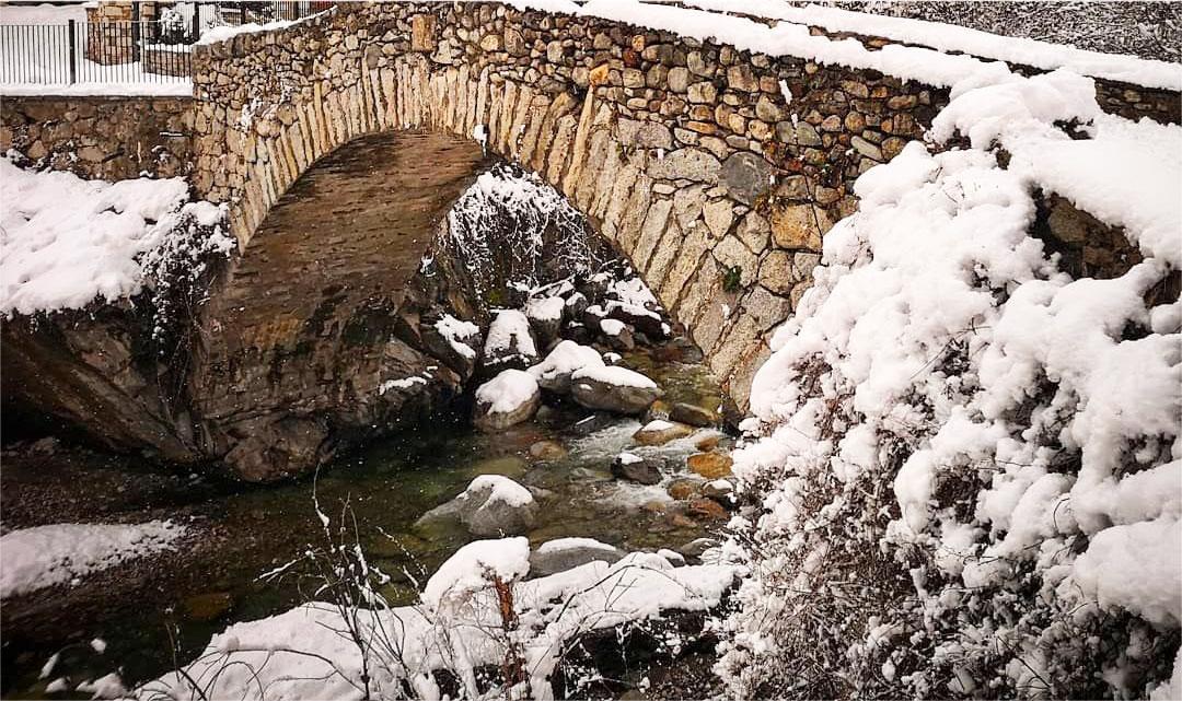 Der Fluss Cinca, während er durch Bielsa fließt