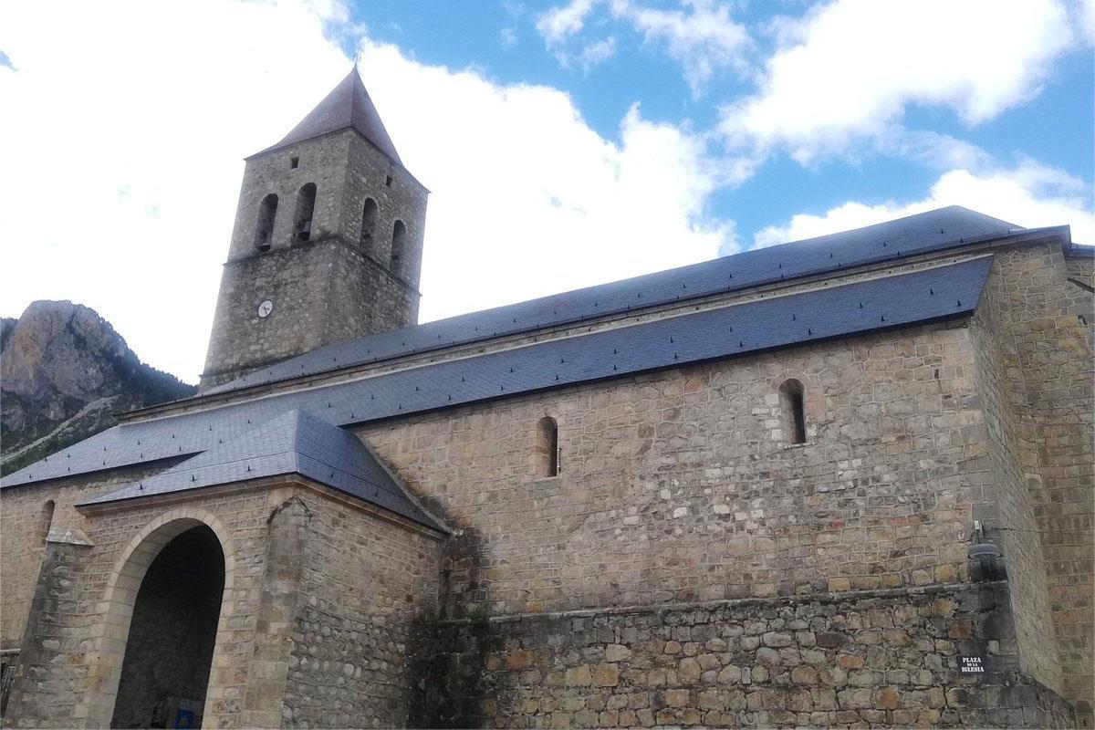 Kirche Unserer Lieben Frau vom Himmel in Bielsa, Huesca, Spanien